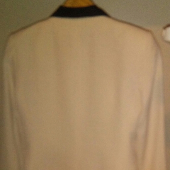 Jacket - Picture 4 of 4